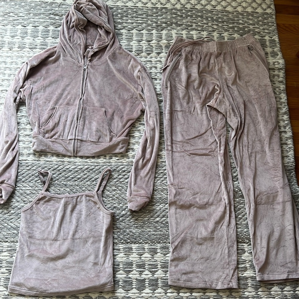 THREE PIECE SKIMS VELOUR SET